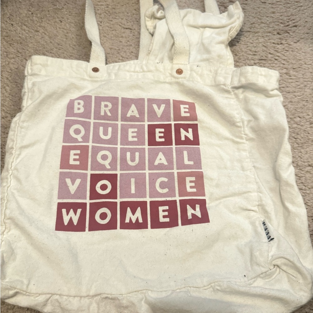 Feed women’s day bag EUC